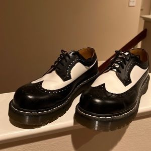 Really cool mens dr. Martens shoes. Only worn twice. Like brand new